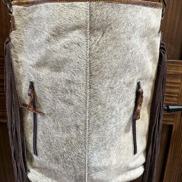 American Darling Brown and Tan Interior Bag - Picture 7 of 7